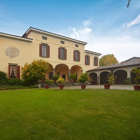 Villa Palazzo Milesi, Esclusiva Del '600 In Franciacorta Erbusco